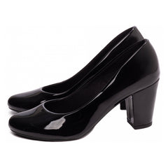 Scarpin Bico Redondo Verniz Preto | Elegância e Conforto para Seus Pés