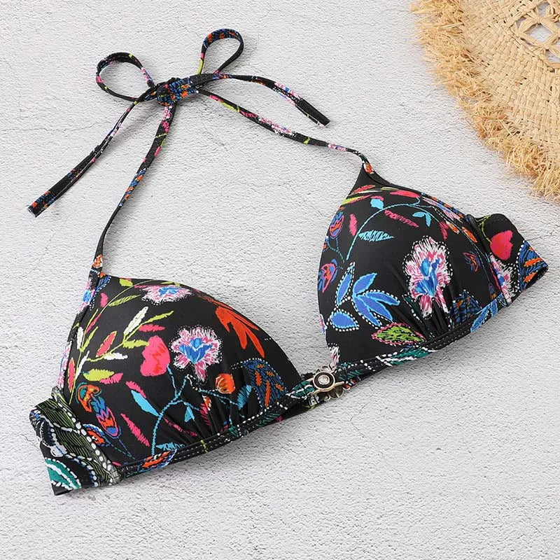 Biquíni 3 Peças com Top, Calcinha e Saia Floral - Ideal para Praia e Piscina!