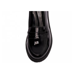 Mocassim Feminino Tratorado Preto Elegância Conforto Autêntico