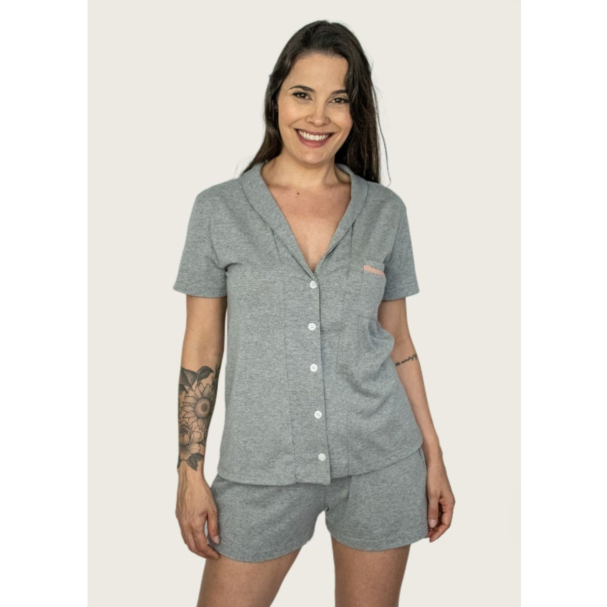 Aconchego Clássico: Pijama Americano Serenity